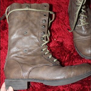 Madden girl boots worn once